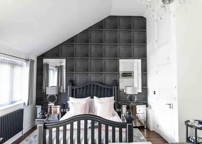 Open Plan Stylish Apartment In Rural Kent